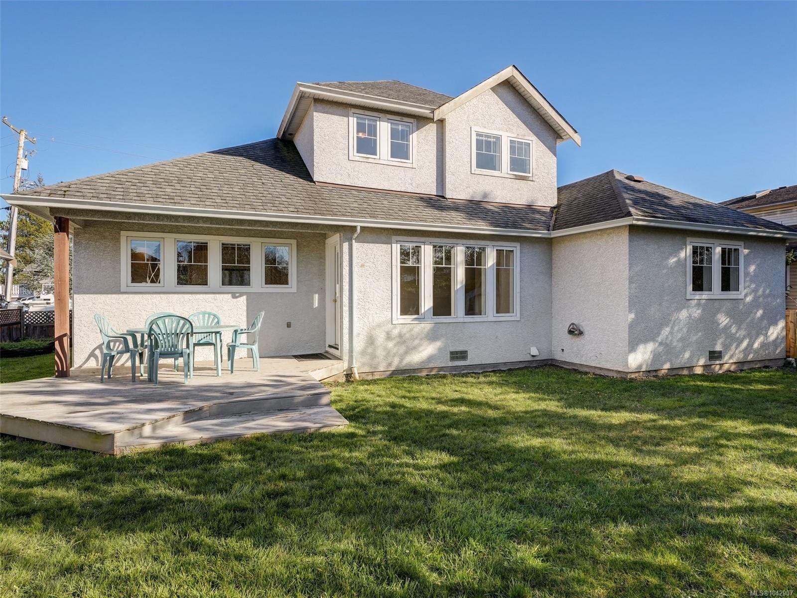 9524 Greenglade Rd, Sidney, BC