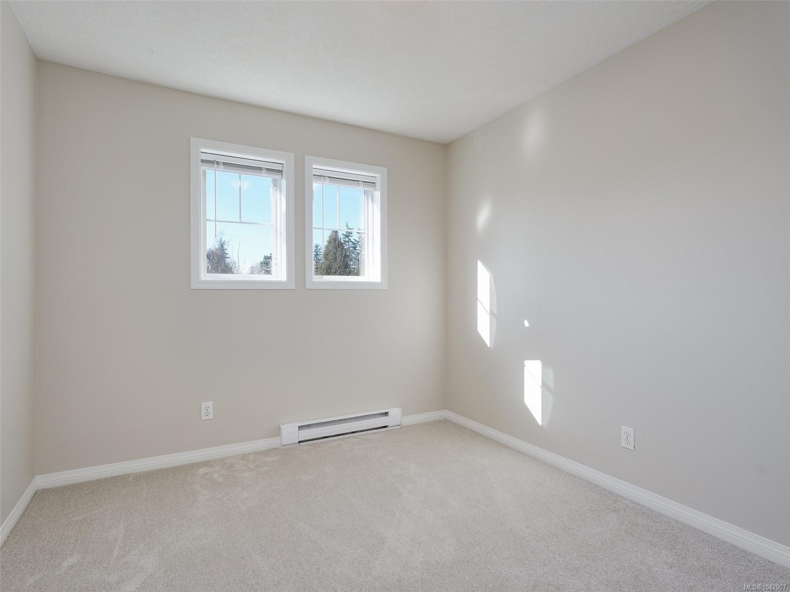 9524 Greenglade Rd, Sidney, BC