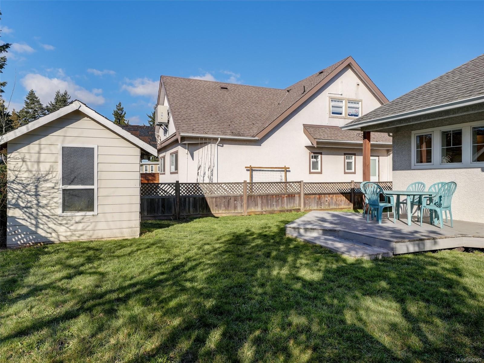 9524 Greenglade Rd, Sidney, BC