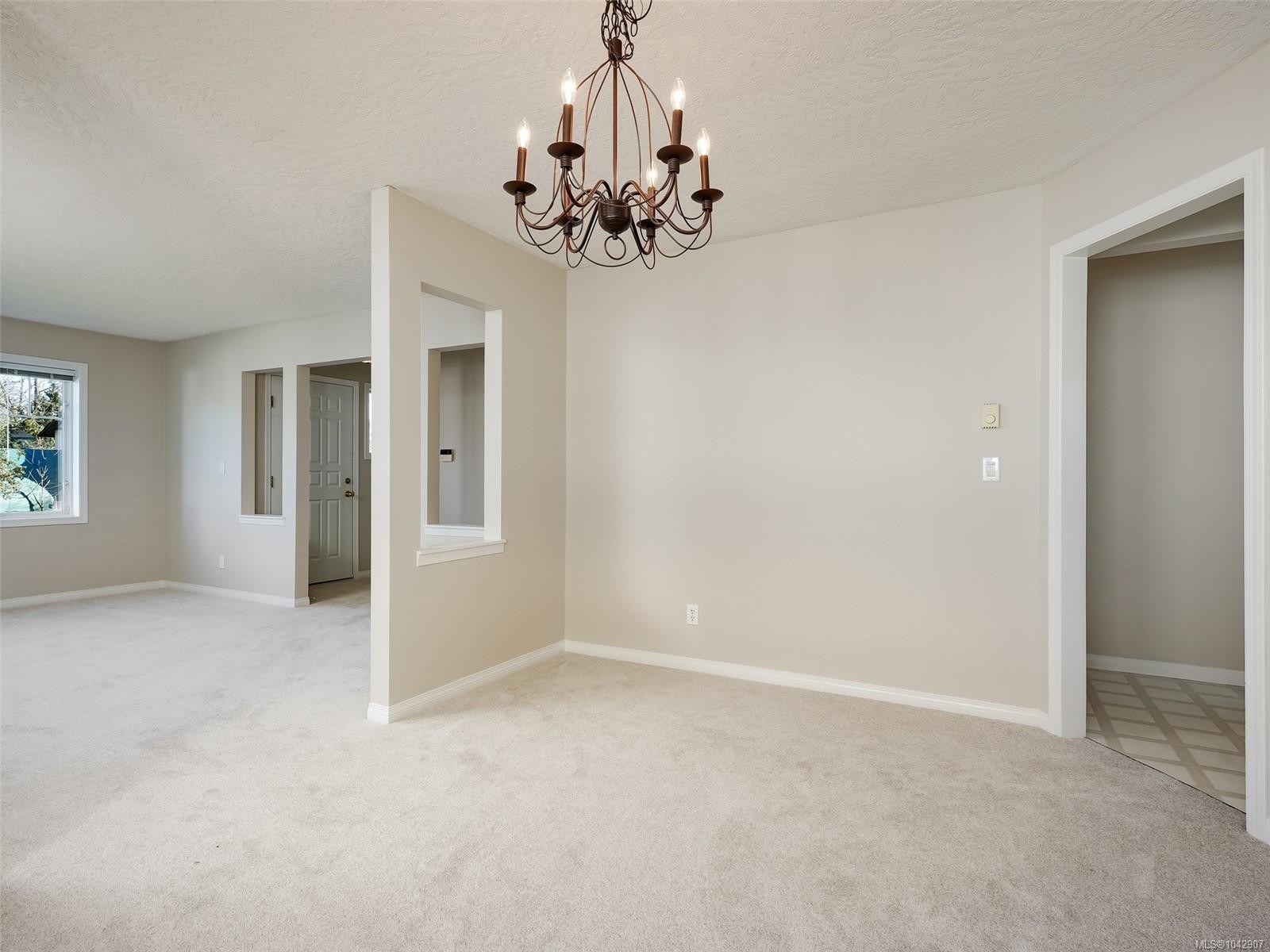 9524 Greenglade Rd, Sidney, BC
