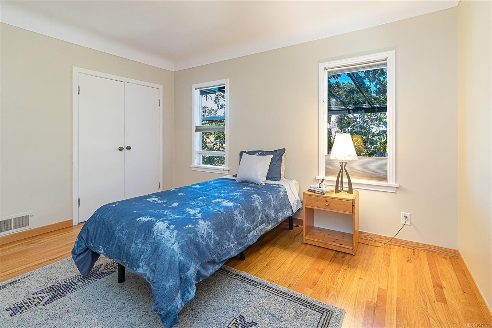 1 Briar Pl, Victoria, BC