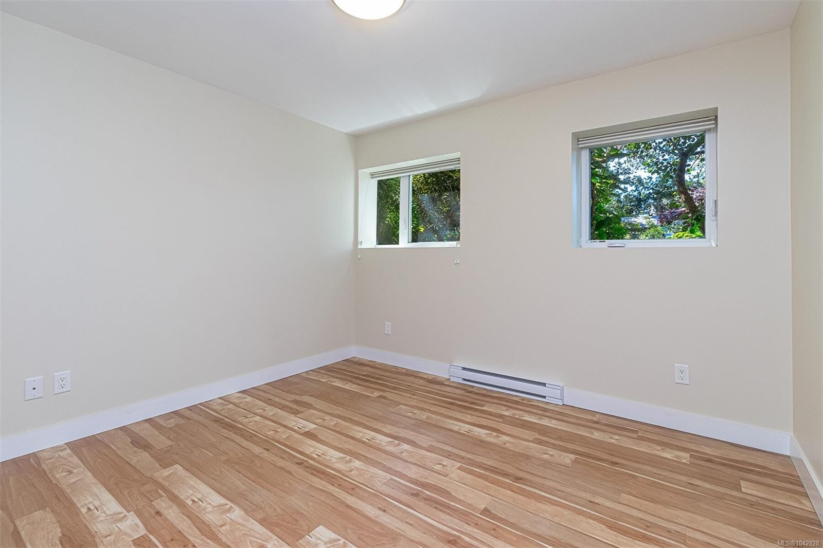 1 Briar Pl, Victoria, BC