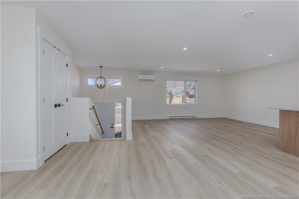 220 Gould, Dieppe, NB