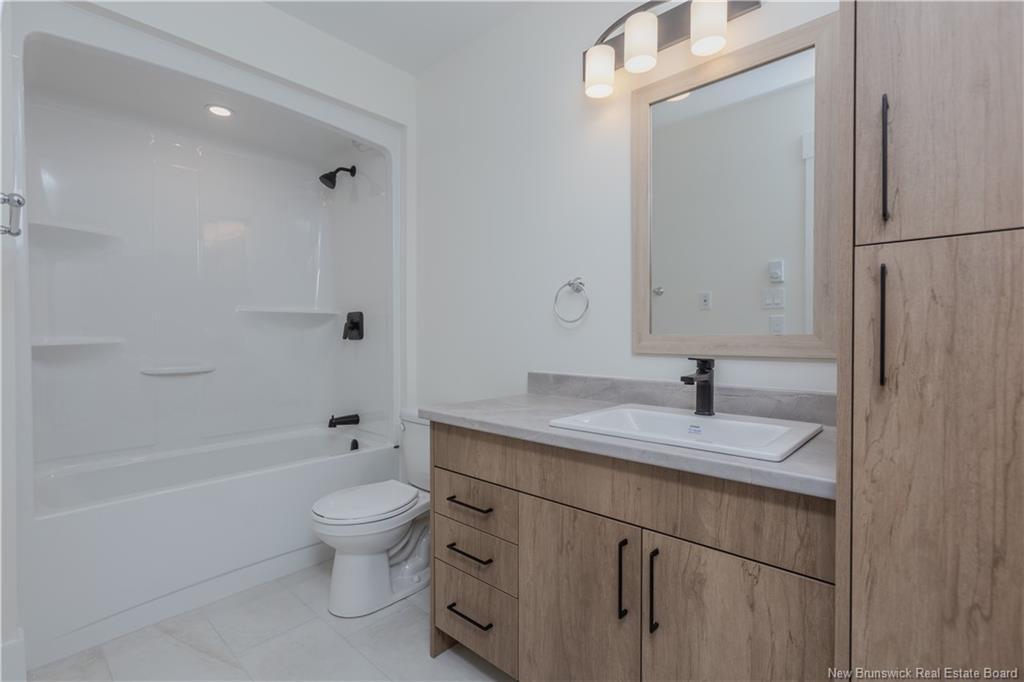 220 Gould, Dieppe, NB