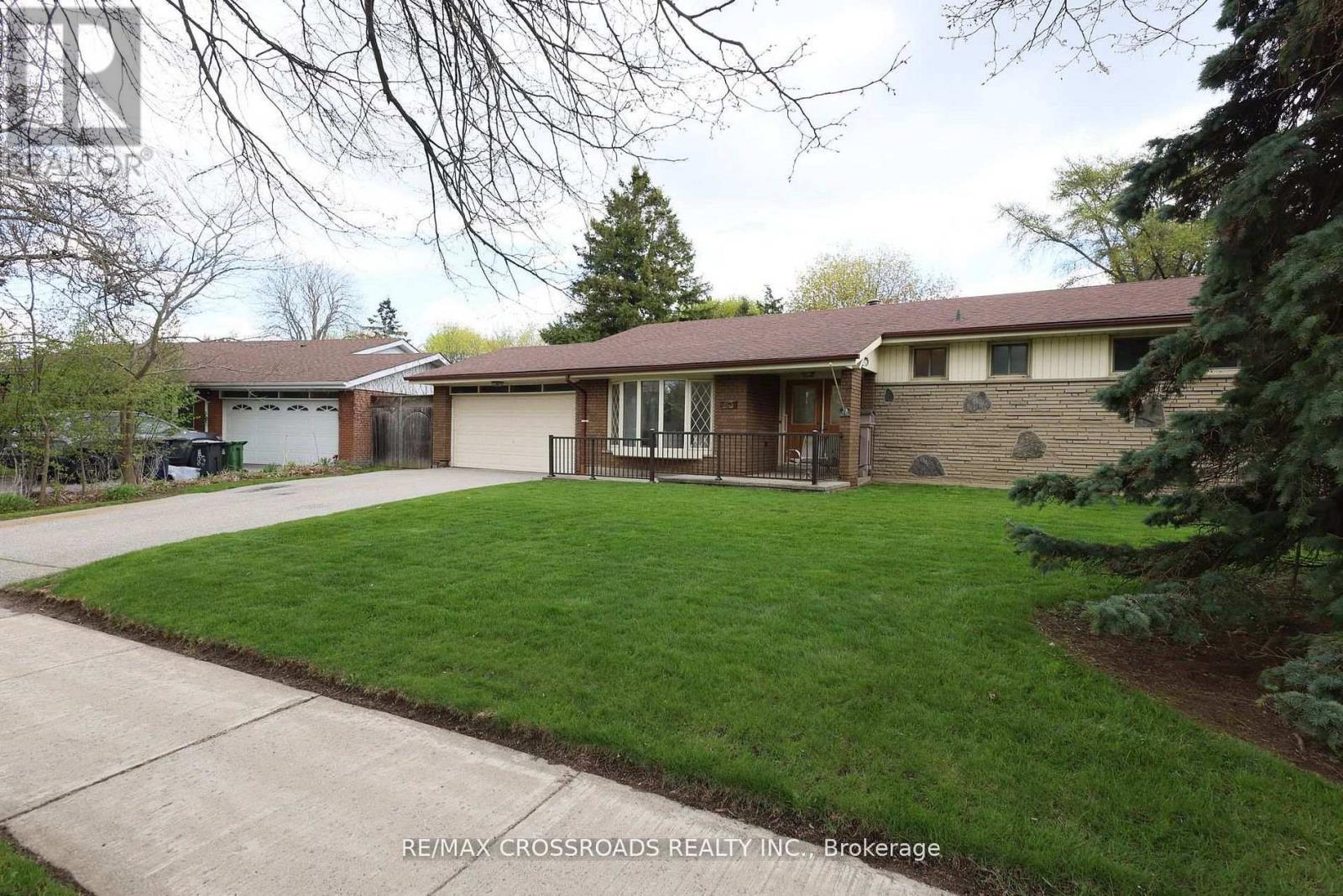 83 Pegasus Trail, Toronto, ON