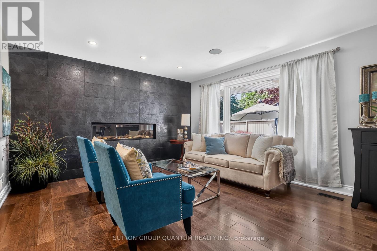 2233 Oneida Crescent, Mississauga, ON