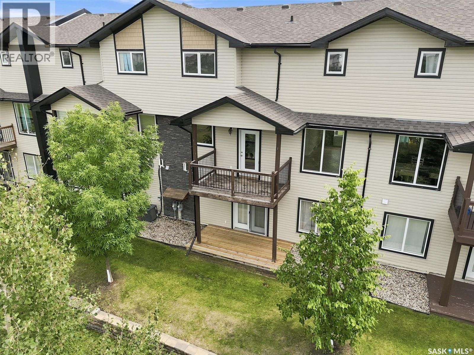 6 118 Hampton Circle, Saskatoon, SK