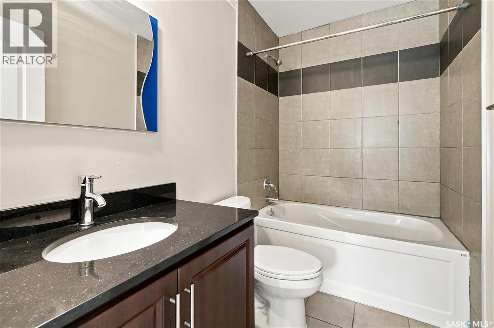6 118 Hampton Circle, Saskatoon, SK