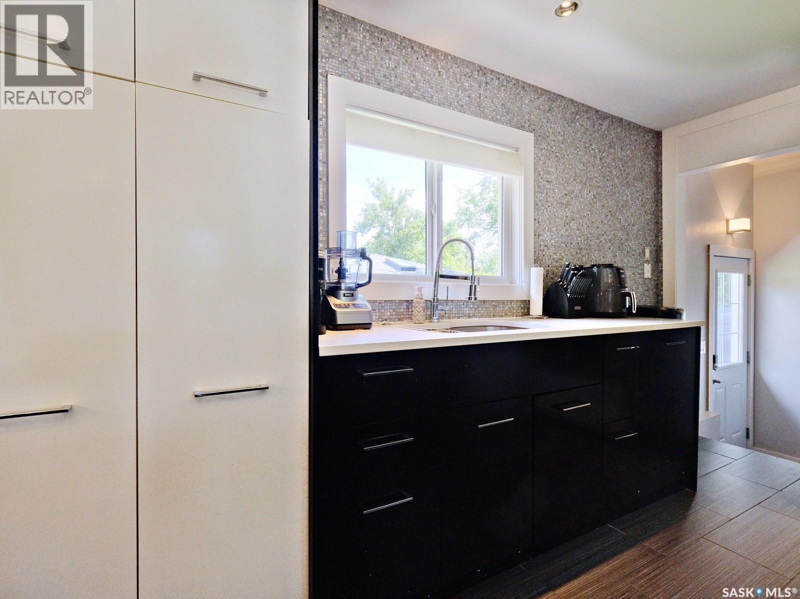 312 4Th Avenue E, Rosetown, SK