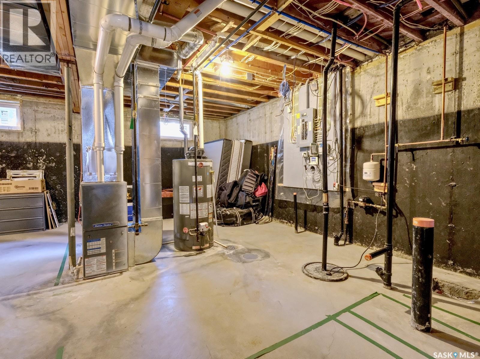 312 4Th Avenue E, Rosetown, SK