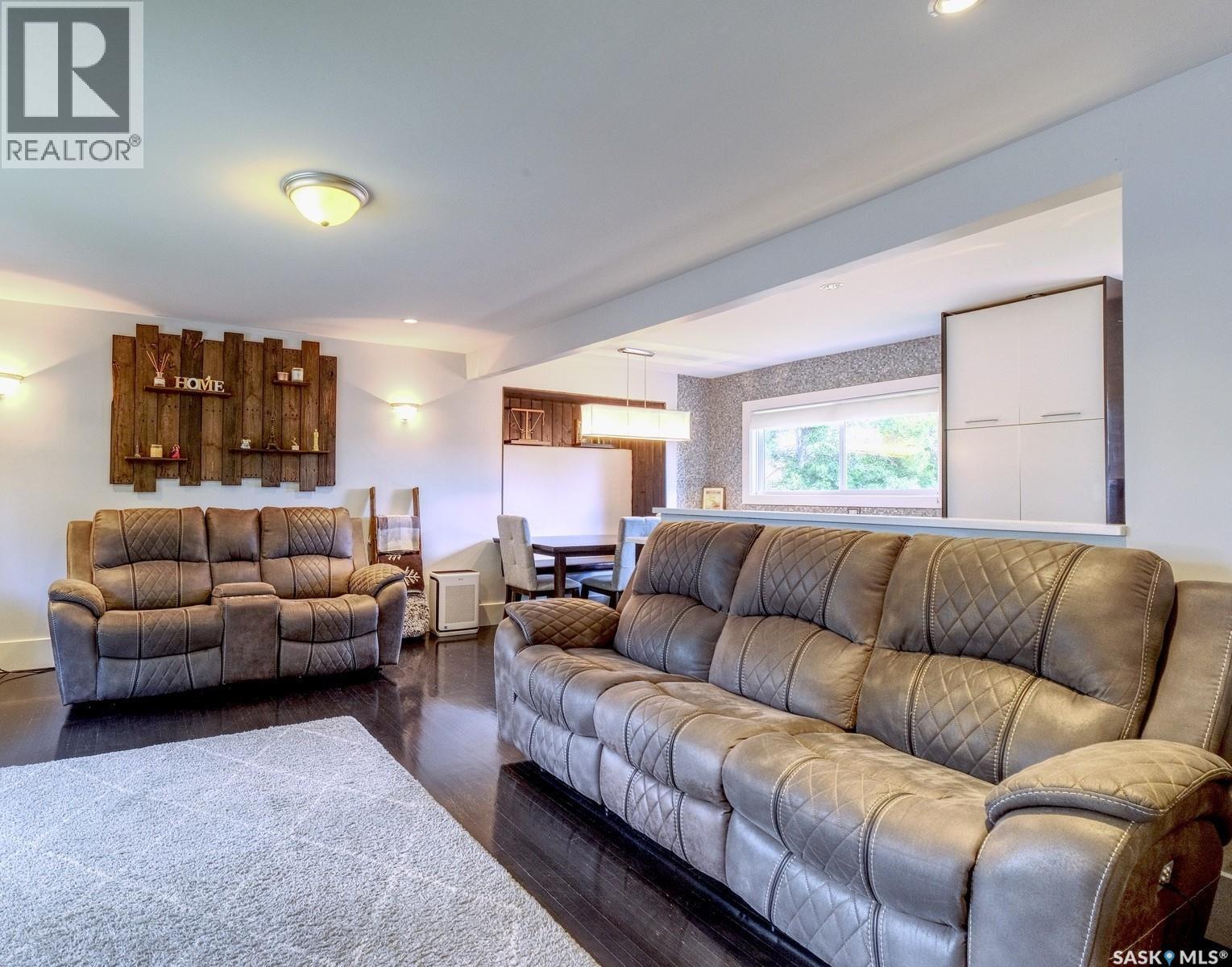 312 4Th Avenue E, Rosetown, SK