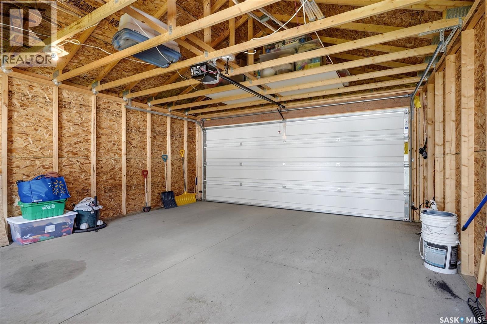 5477 Cade Street E, Regina, SK