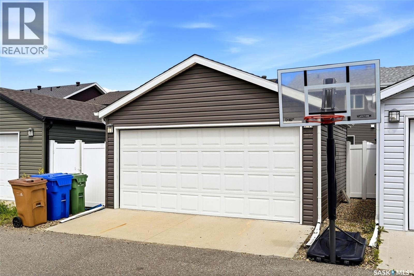 5477 Cade Street E, Regina, SK
