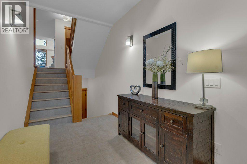 5102, 101E Stewart Creek Landing, Canmore, AB