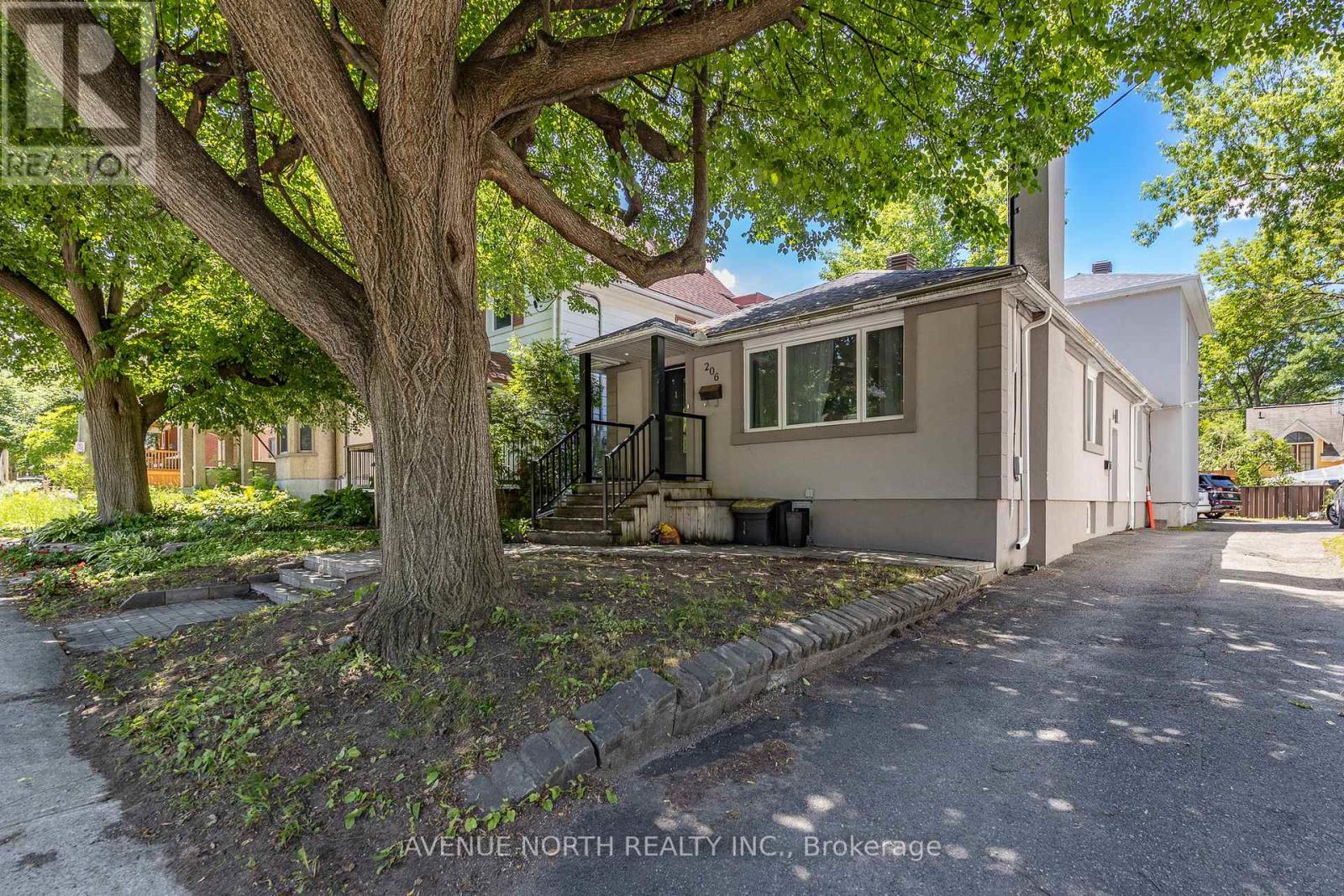 206 Blackburn Avenue, Ottawa, ON