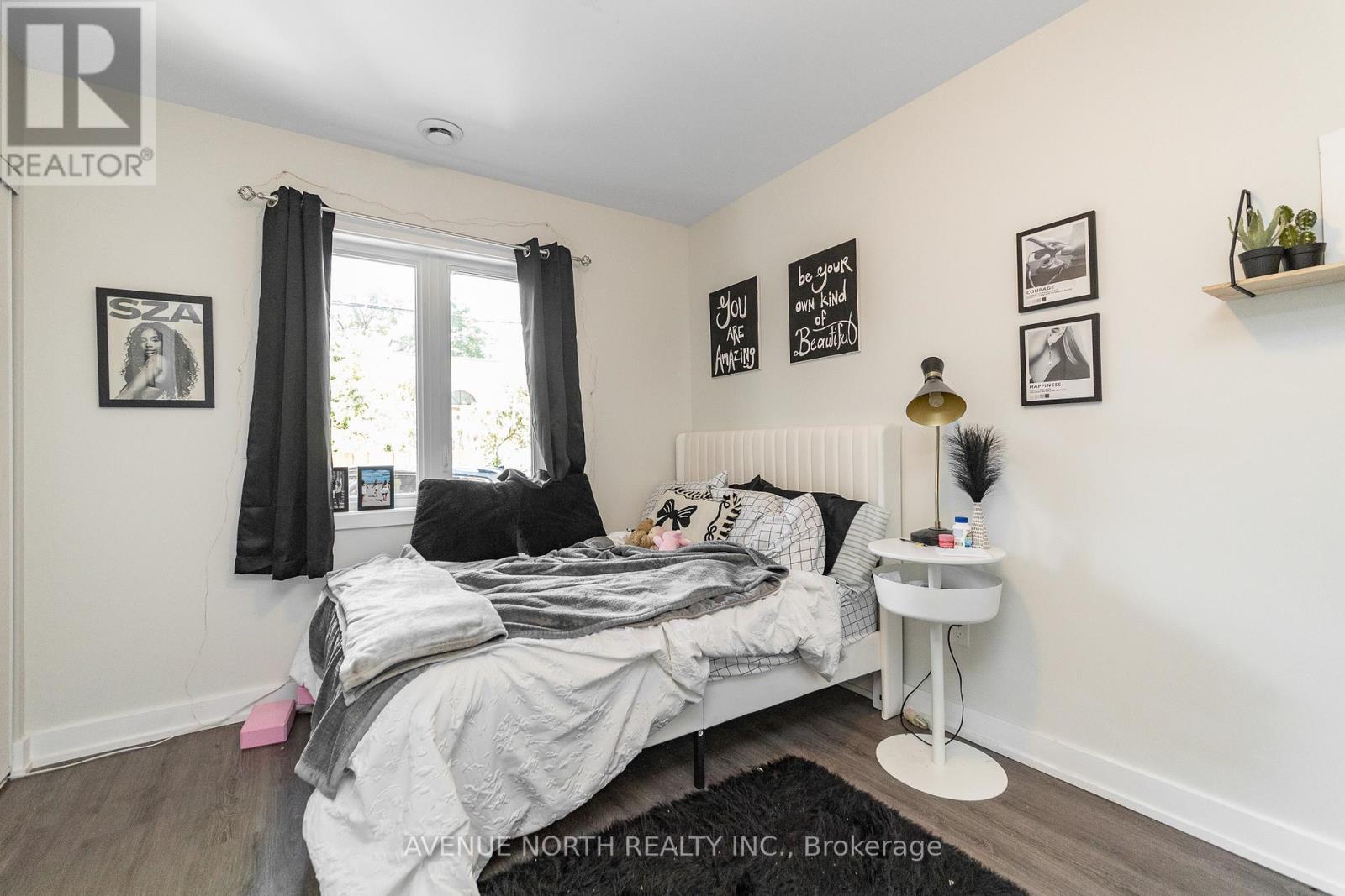 206 Blackburn Avenue, Ottawa, ON