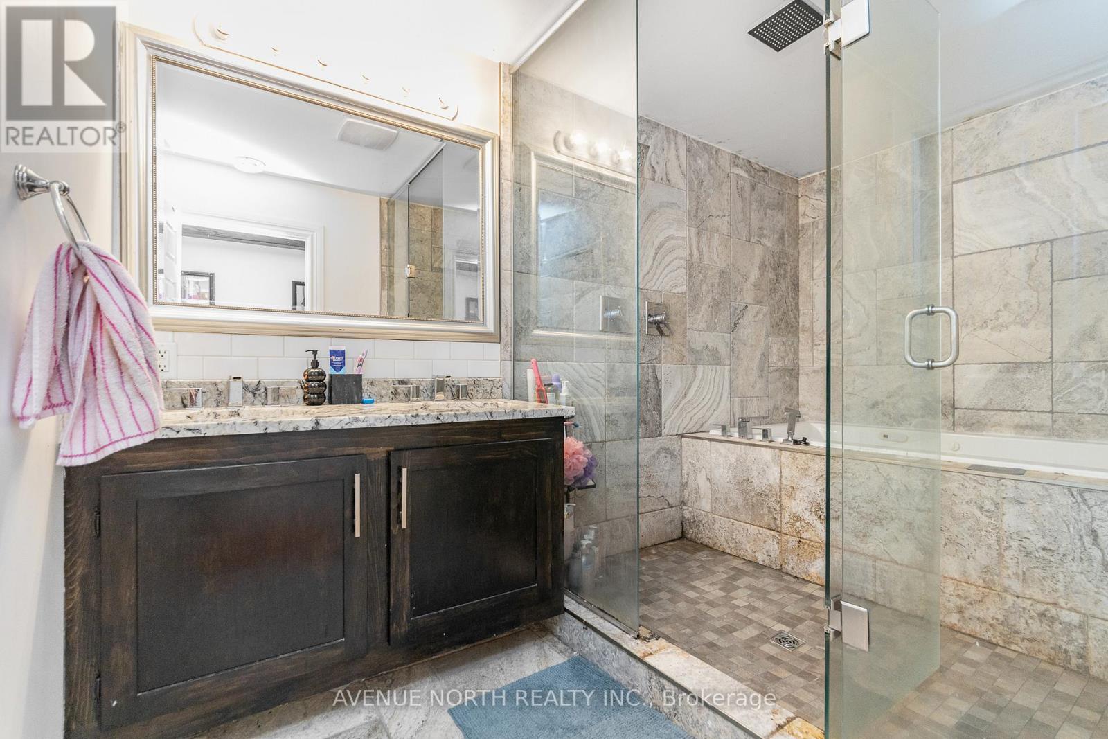 206 Blackburn Avenue, Ottawa, ON