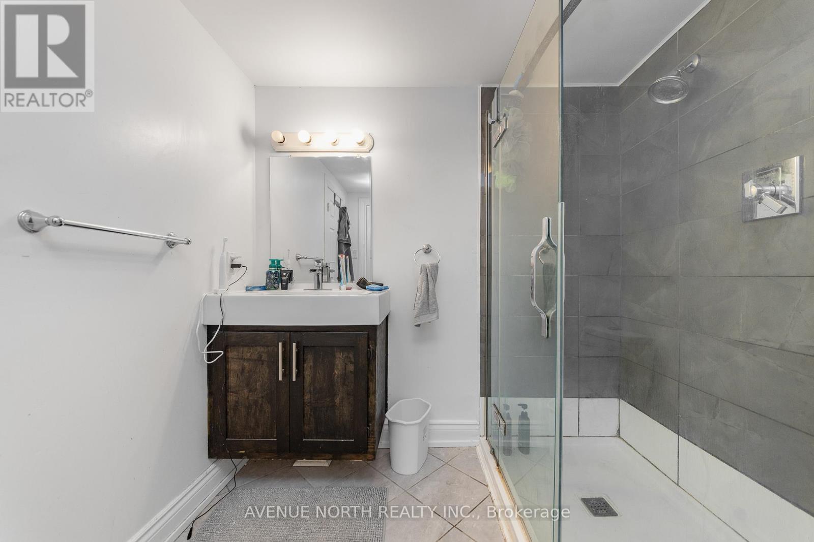 206 Blackburn Avenue, Ottawa, ON