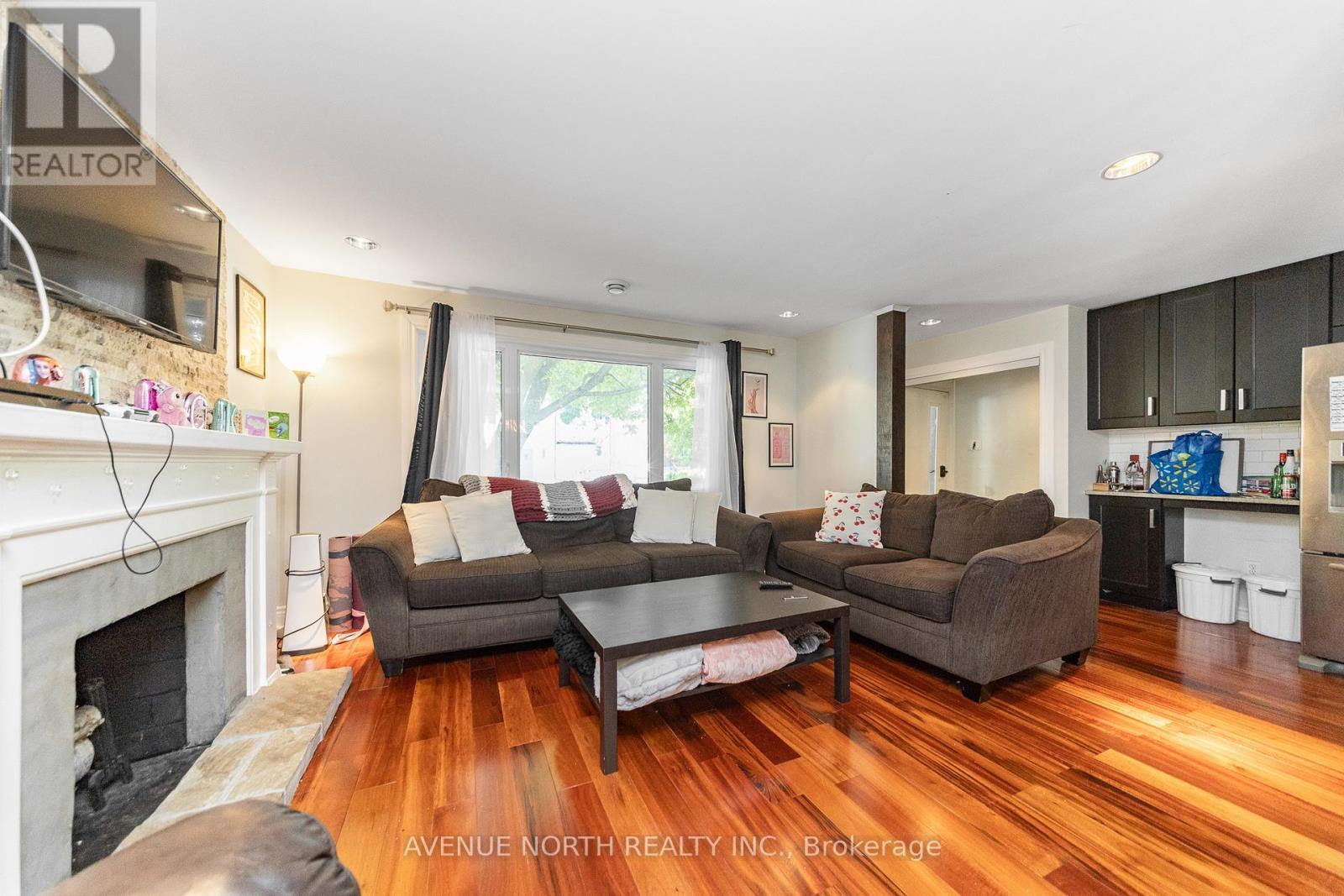206 Blackburn Avenue, Ottawa, ON