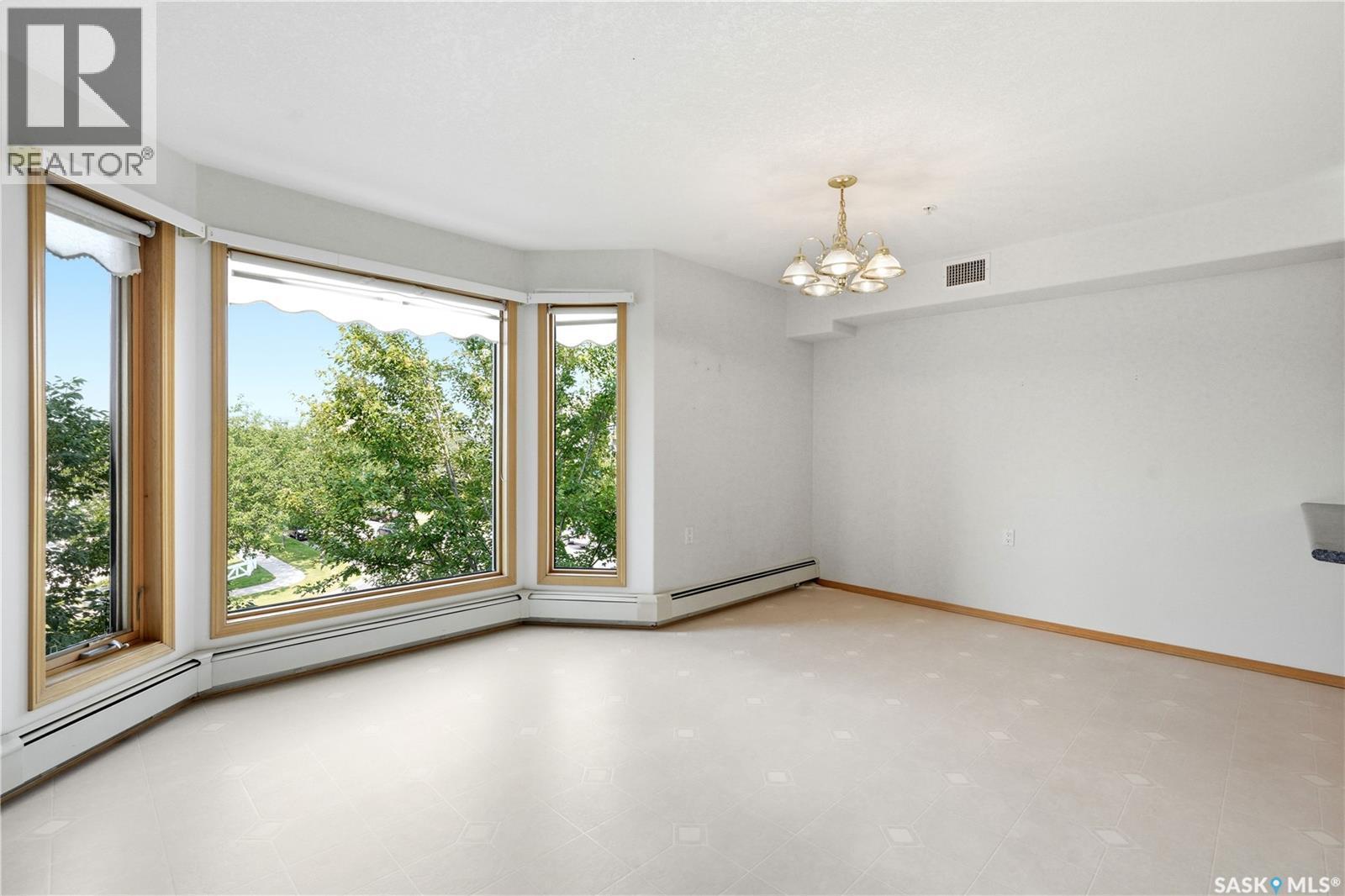316 325 Keevil Crescent, Saskatoon, SK