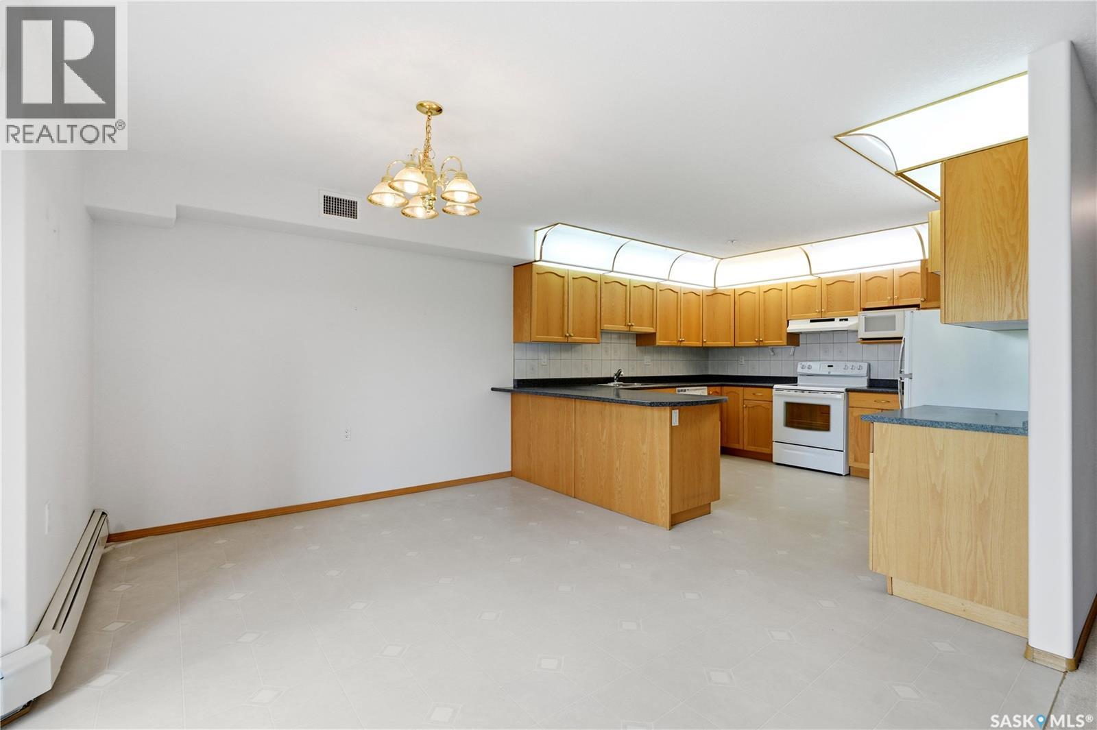 316 325 Keevil Crescent, Saskatoon, SK