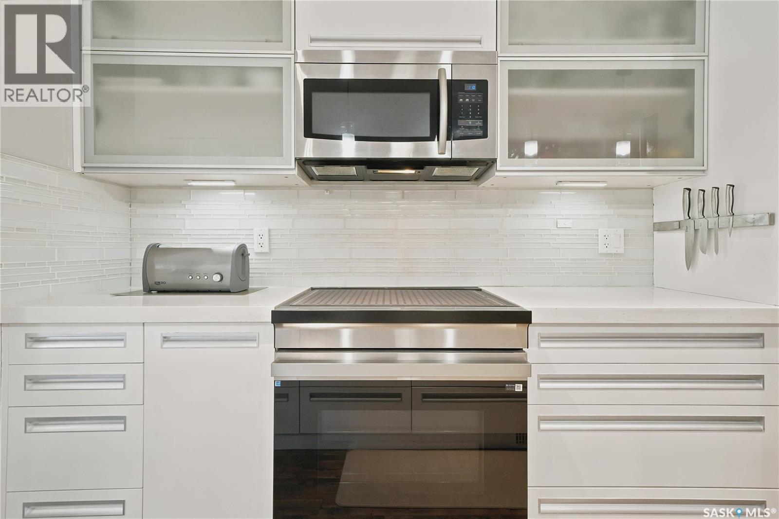 303 East Hampton Boulevard E, Saskatoon, SK