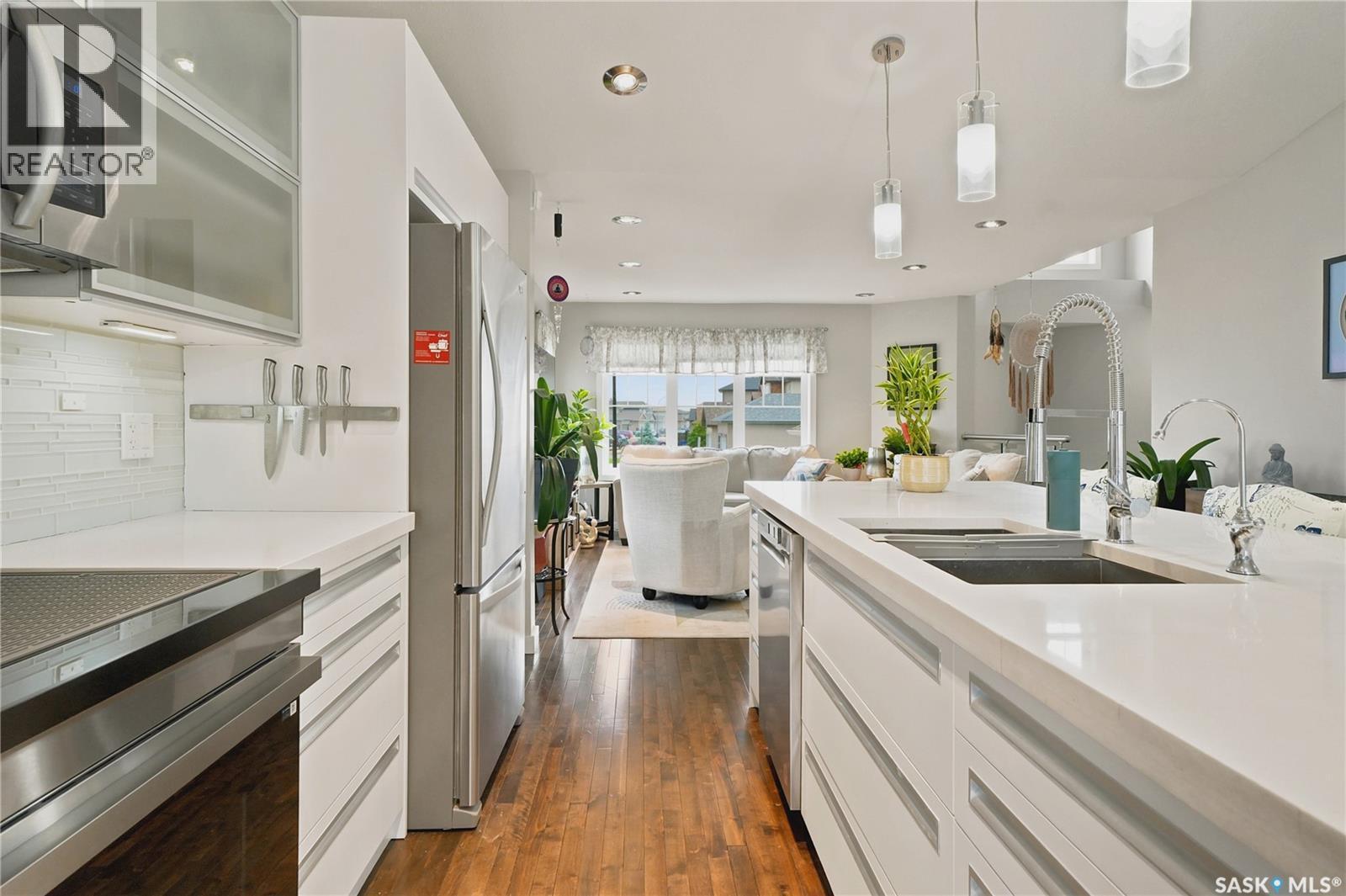 303 East Hampton Boulevard E, Saskatoon, SK