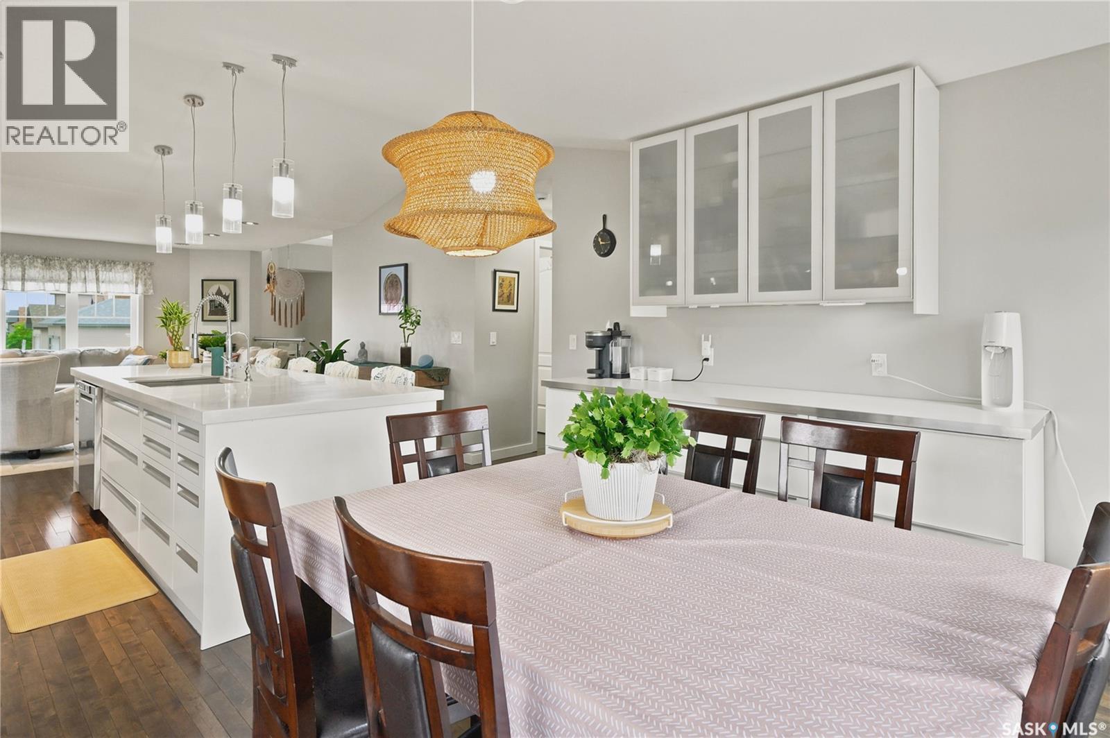 303 East Hampton Boulevard E, Saskatoon, SK