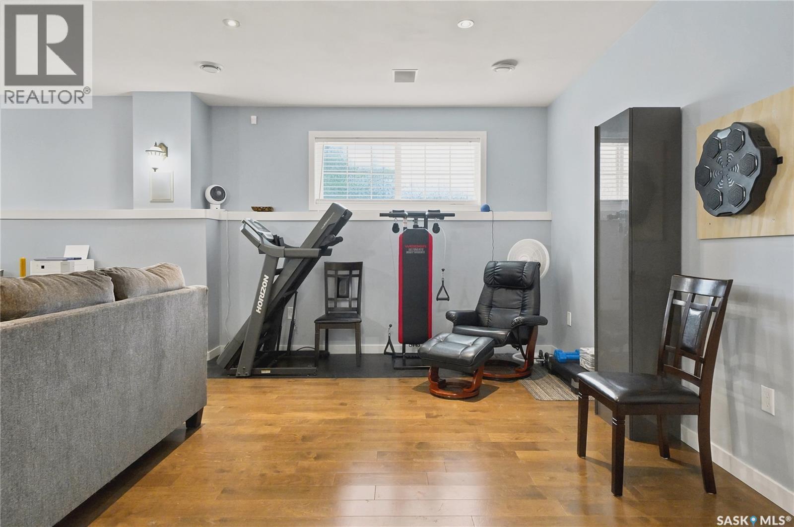 303 East Hampton Boulevard E, Saskatoon, SK