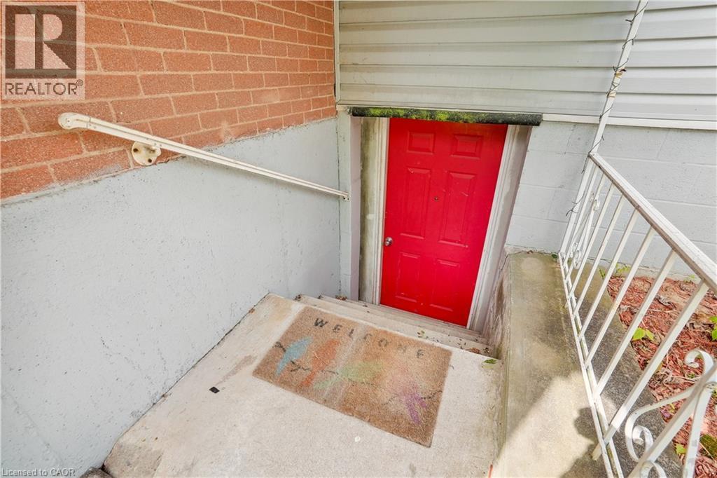 13 Beaucourt Place Unit# Lower, Hamilton, ON