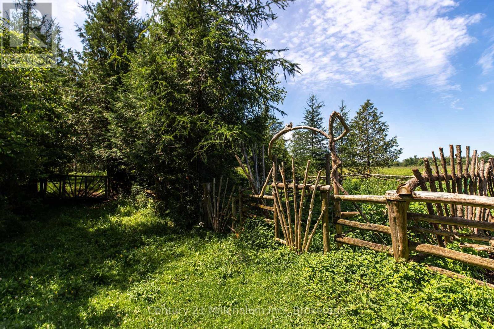 612608 Sideroad 61, Southgate, ON