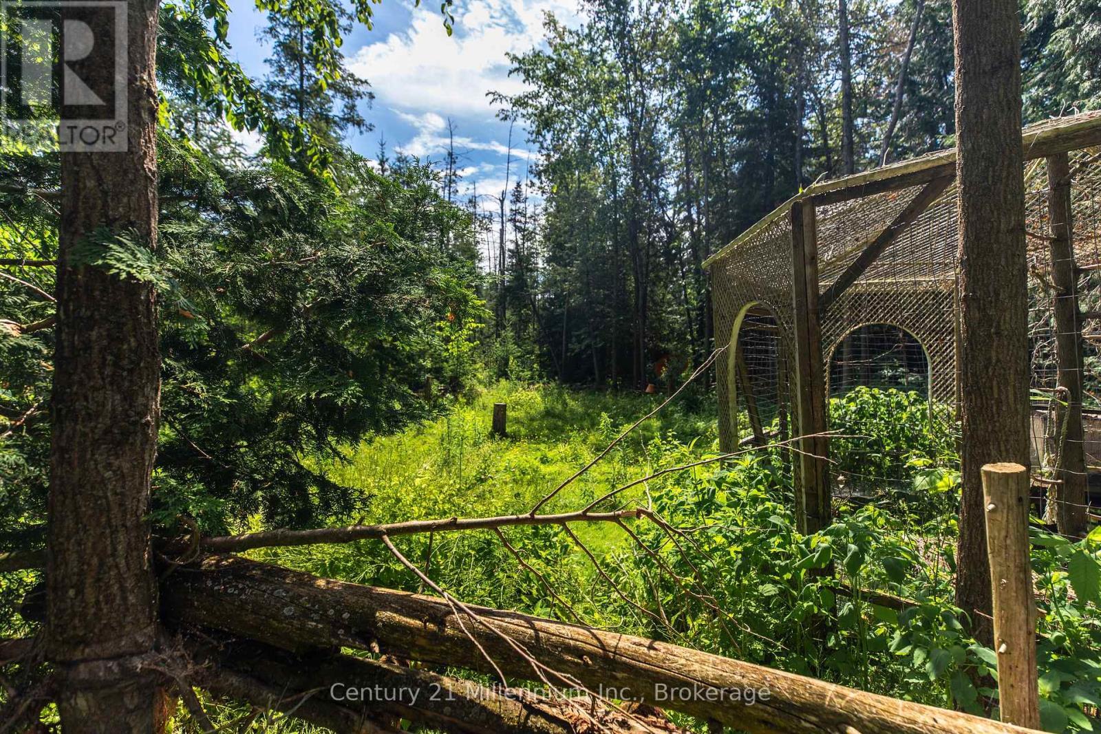 612608 Sideroad 61, Southgate, ON