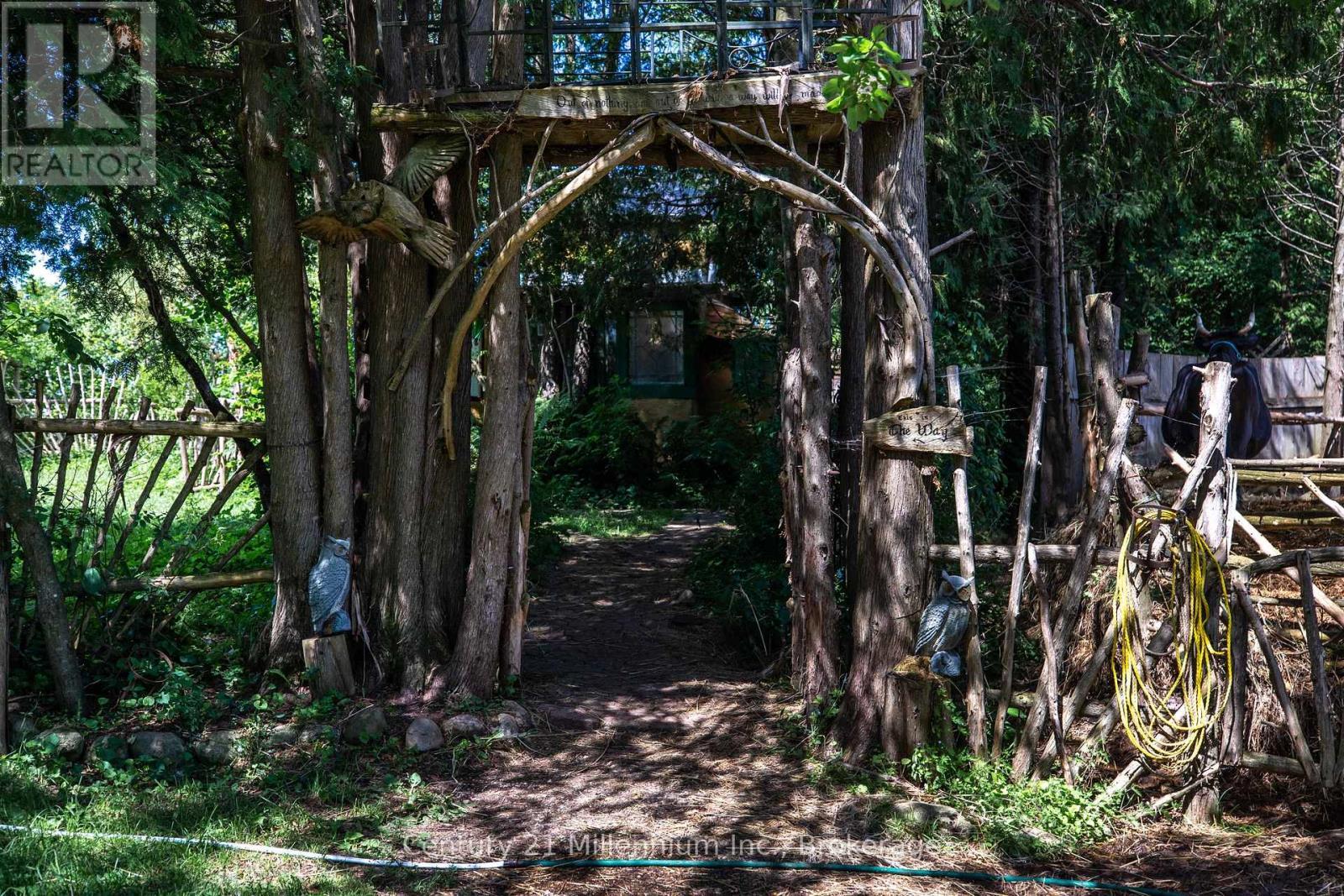 612608 Sideroad 61, Southgate, ON