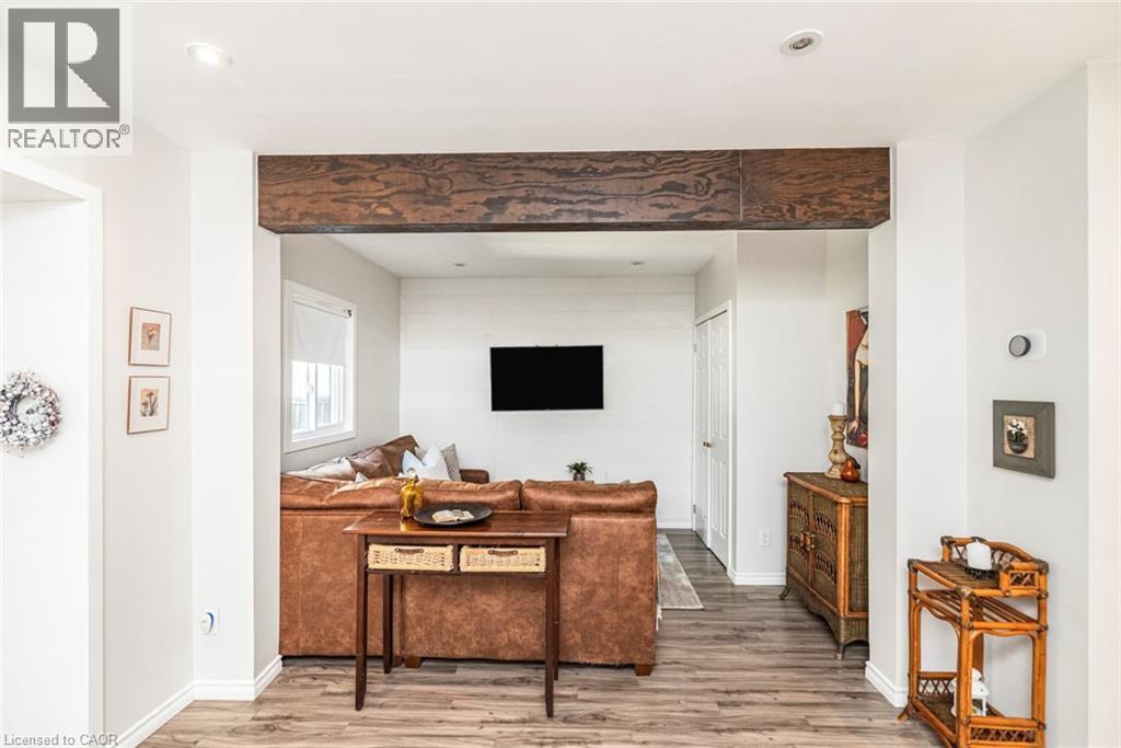 134 Erie Avenue, Hamilton, ON - Indoor