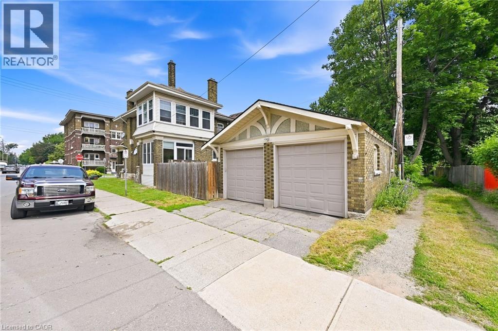 81 Carrick Avenue, Hamilton, ON