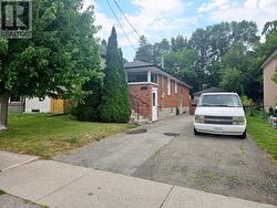 317 PATRICIA AVENUE Toronto, ON M2R 2M6