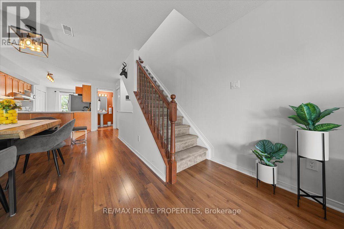 793 Longfields Drive, Ottawa, ON