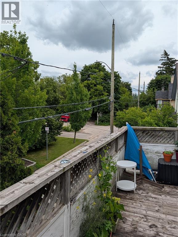 Image quality insufficient for description - 15 Martin Street, Kitchener, ON