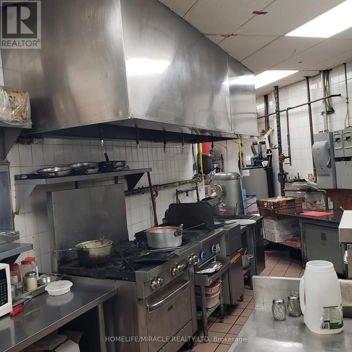 49 Matheson Boulevard E, Mississauga, ON