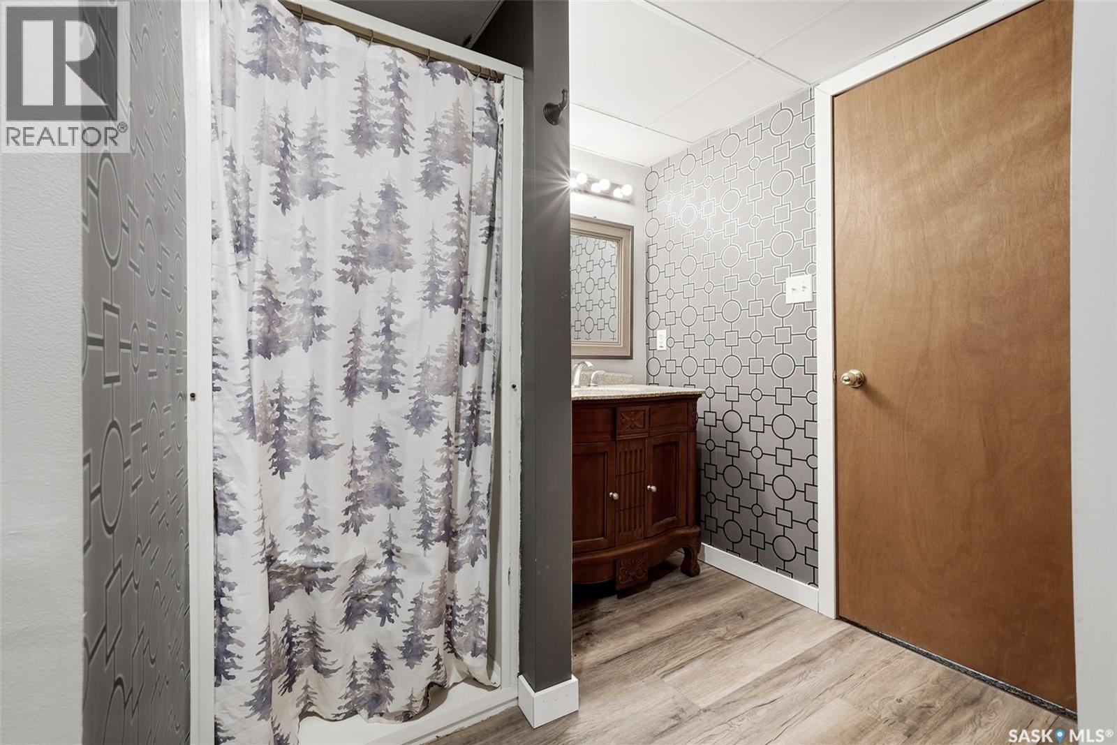 5414 Ballantine Court, Regina, SK