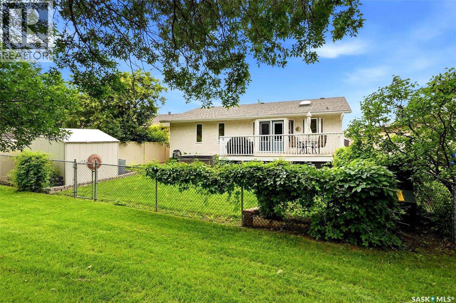 5414 Ballantine Court, Regina, SK