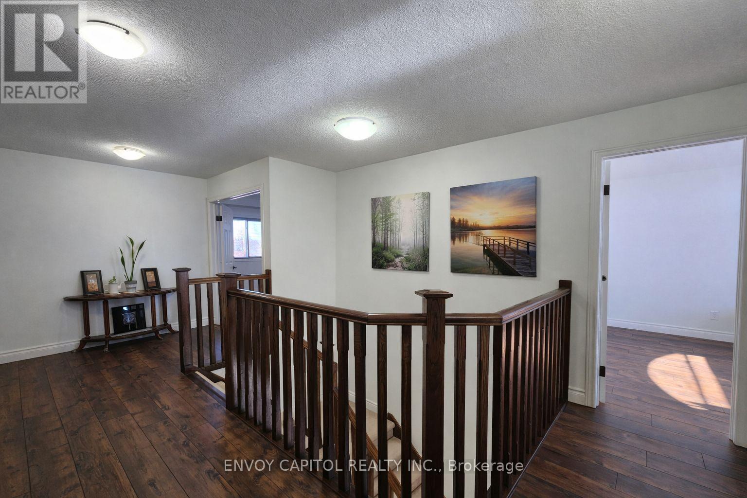Virtually Staged - 402 Palamino Place, Waterloo, ON