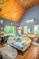 Stunning great room -