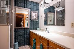 Upper level primary bathroom -