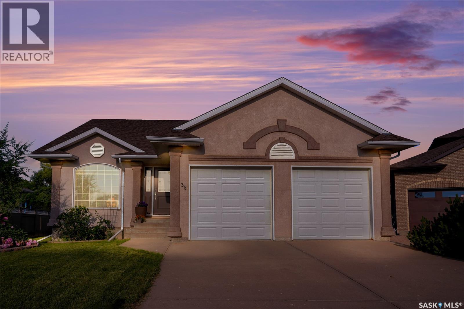 35 Marigold Crescent, Moose Jaw, SK