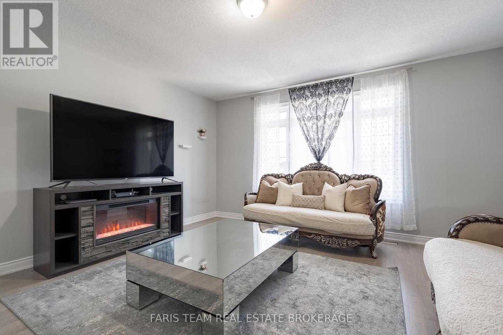 236 Eighth Avenue, New Tecumseth, ON