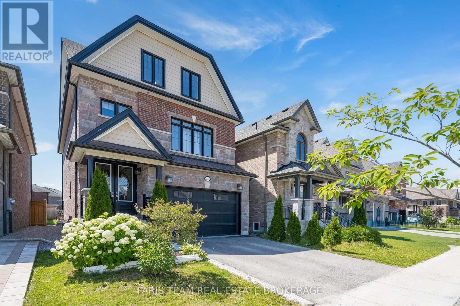 236 Eighth Avenue, New Tecumseth, ON