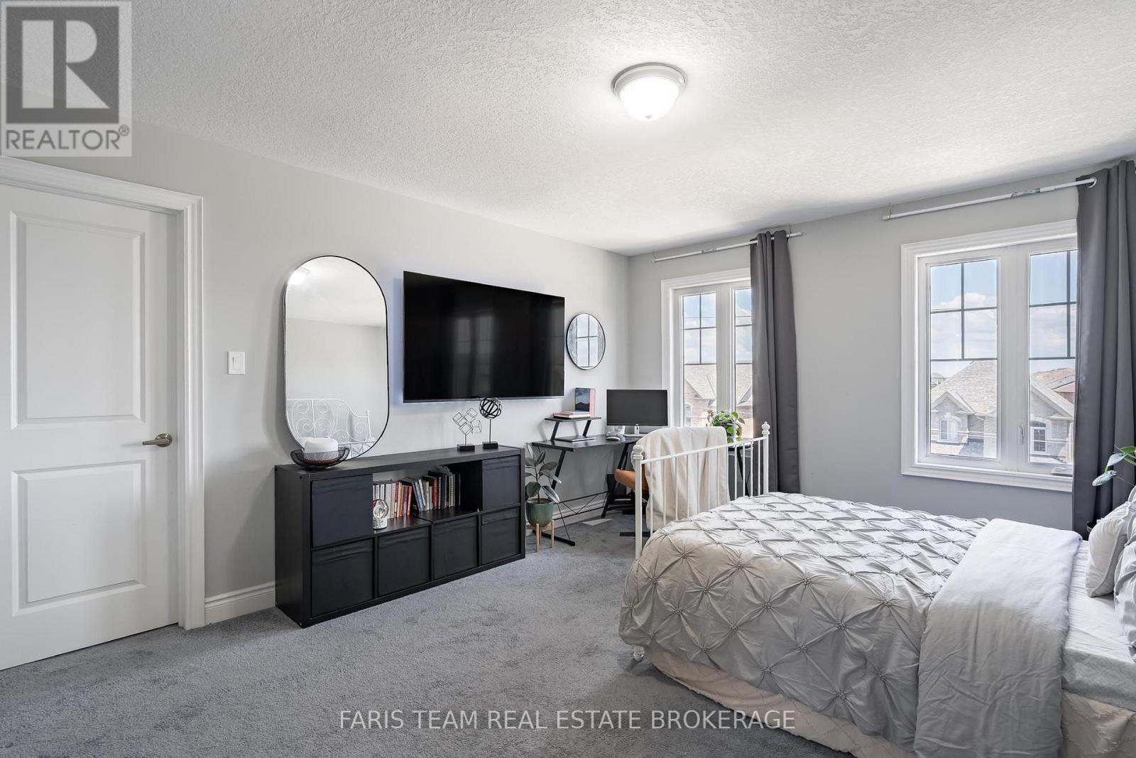 236 Eighth Avenue, New Tecumseth, ON