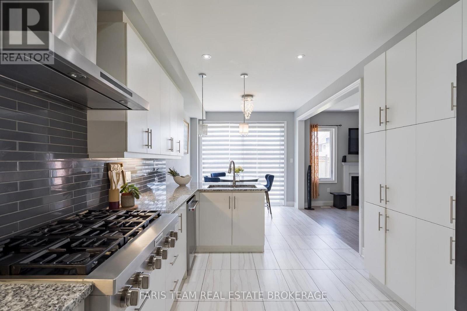 236 Eighth Avenue, New Tecumseth, ON