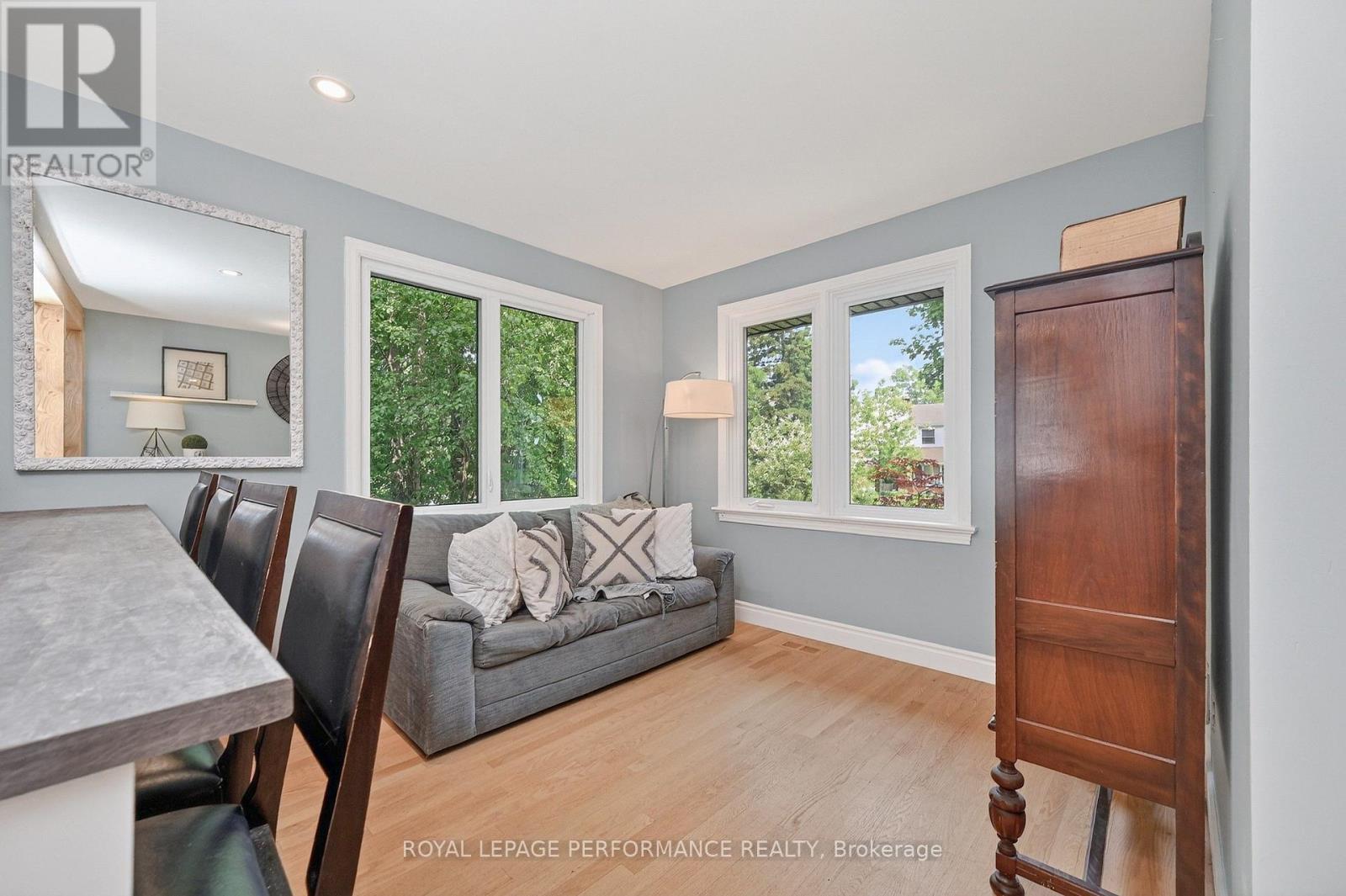 140 Begonia Avenue, Ottawa, ON